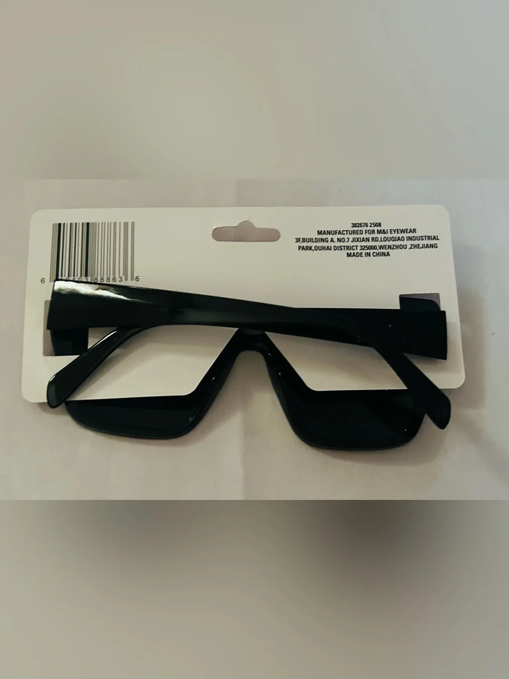 New Large Women’s Sunglasses Black Frames
